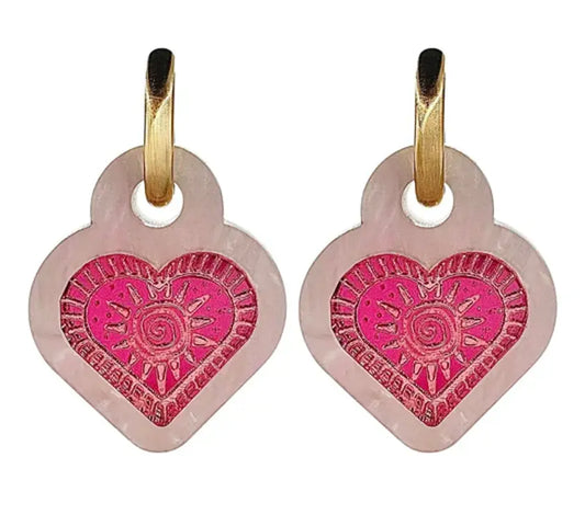 Large Engraved Hearts white/pink